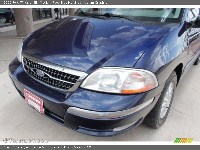 Medium Royal Blue Metallic / Medium Graphite 2000 Ford Windstar SE