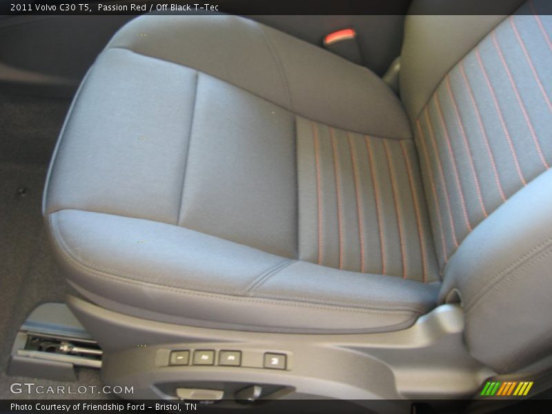 Passion Red / Off Black T-Tec 2011 Volvo C30 T5