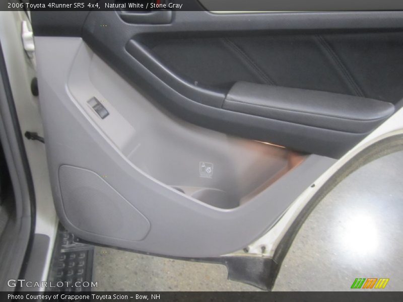 Natural White / Stone Gray 2006 Toyota 4Runner SR5 4x4