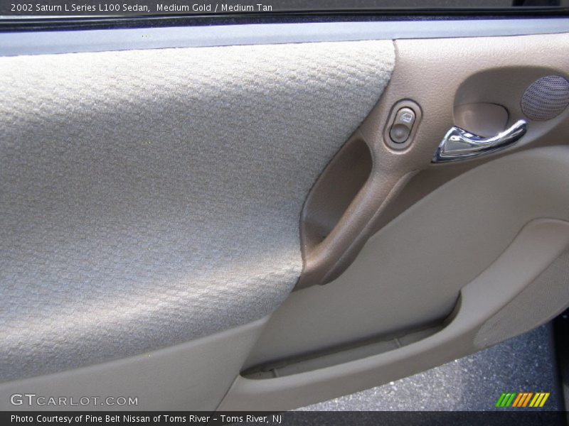 Medium Gold / Medium Tan 2002 Saturn L Series L100 Sedan