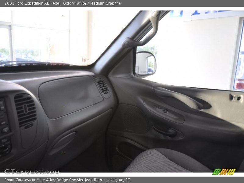 Oxford White / Medium Graphite 2001 Ford Expedition XLT 4x4