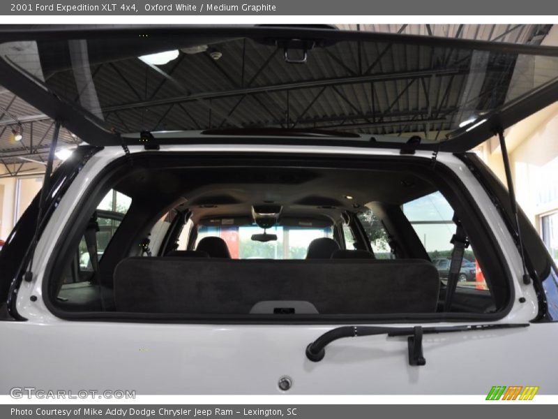 Oxford White / Medium Graphite 2001 Ford Expedition XLT 4x4