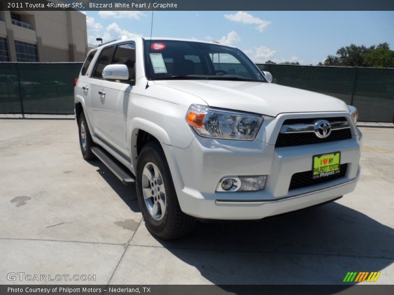 Blizzard White Pearl / Graphite 2011 Toyota 4Runner SR5