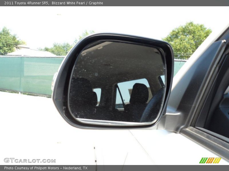 Blizzard White Pearl / Graphite 2011 Toyota 4Runner SR5
