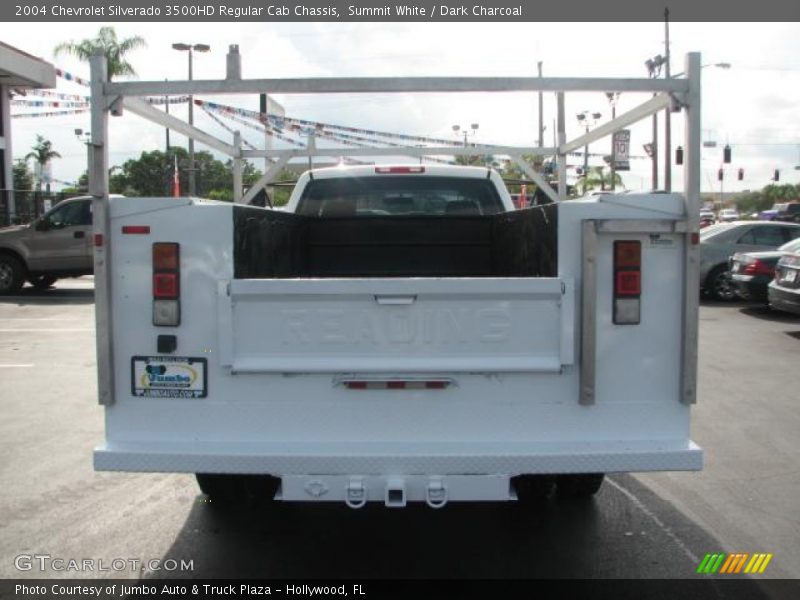 Summit White / Dark Charcoal 2004 Chevrolet Silverado 3500HD Regular Cab Chassis