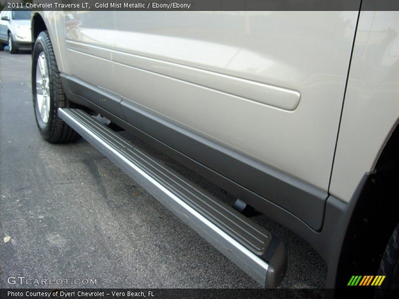 Gold Mist Metallic / Ebony/Ebony 2011 Chevrolet Traverse LT