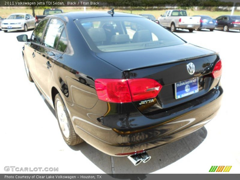 Black / Titan Black 2011 Volkswagen Jetta TDI Sedan