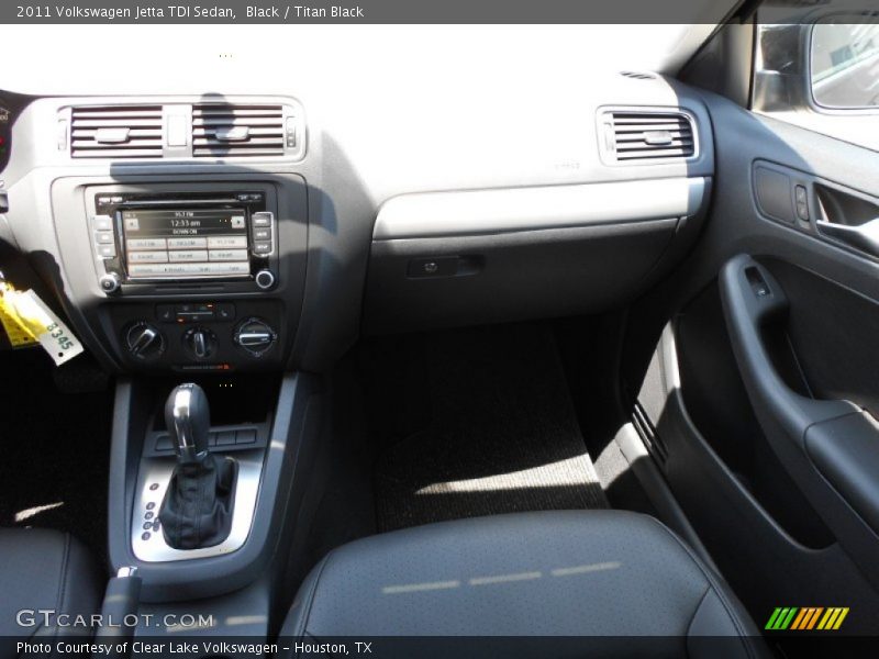 Black / Titan Black 2011 Volkswagen Jetta TDI Sedan