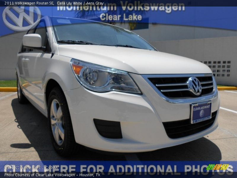 Calla Lily White / Aero Gray 2011 Volkswagen Routan SE