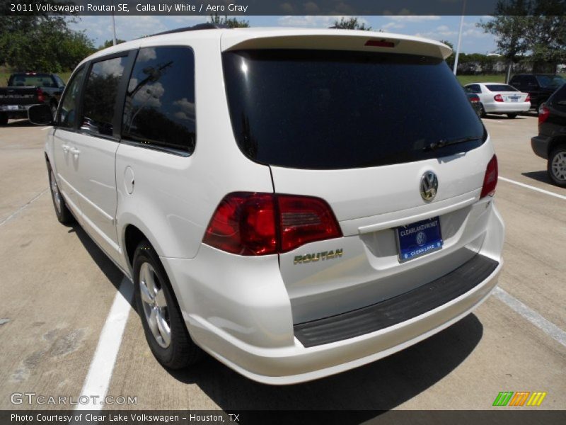 Calla Lily White / Aero Gray 2011 Volkswagen Routan SE