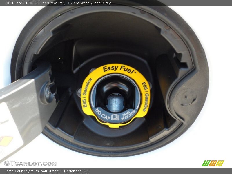 Oxford White / Steel Gray 2011 Ford F150 XL SuperCrew 4x4