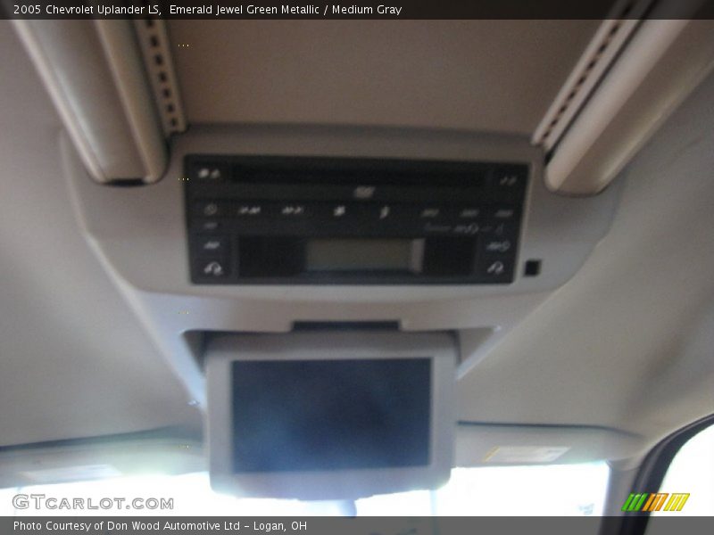 Emerald Jewel Green Metallic / Medium Gray 2005 Chevrolet Uplander LS