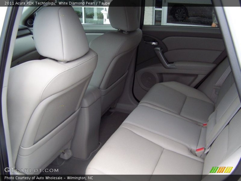  2011 RDX Technology Taupe Interior