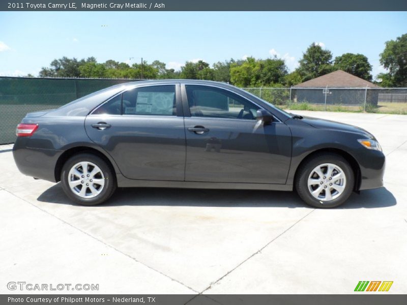 Magnetic Gray Metallic / Ash 2011 Toyota Camry LE