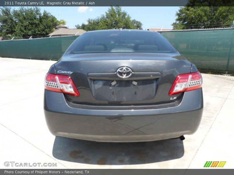 Magnetic Gray Metallic / Ash 2011 Toyota Camry LE