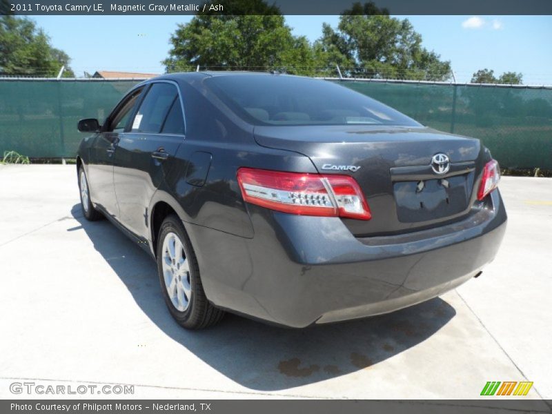 Magnetic Gray Metallic / Ash 2011 Toyota Camry LE
