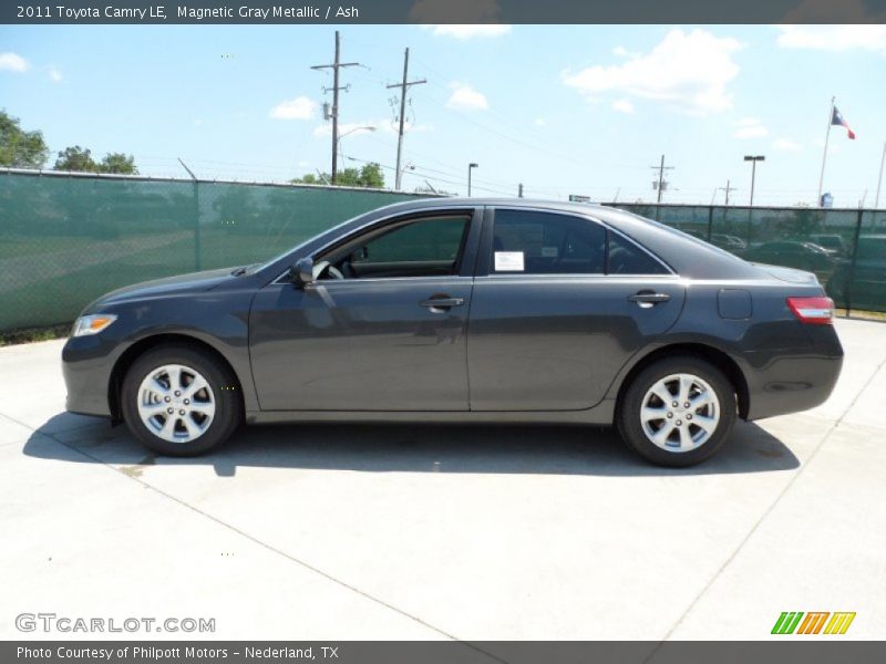 Magnetic Gray Metallic / Ash 2011 Toyota Camry LE
