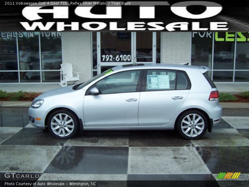 Reflex Silver Metallic / Titan Black 2011 Volkswagen Golf 4 Door TDI