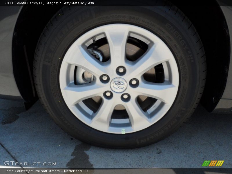 Magnetic Gray Metallic / Ash 2011 Toyota Camry LE