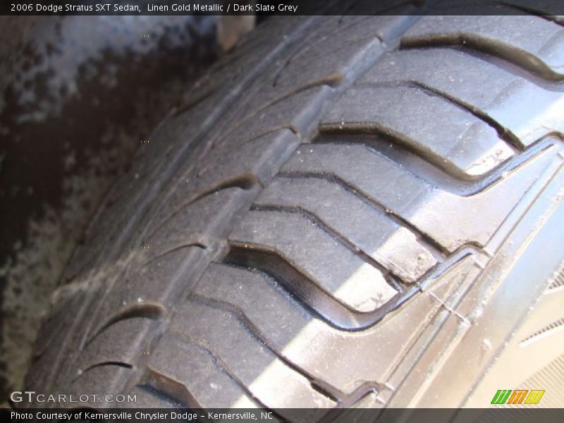 Linen Gold Metallic / Dark Slate Grey 2006 Dodge Stratus SXT Sedan