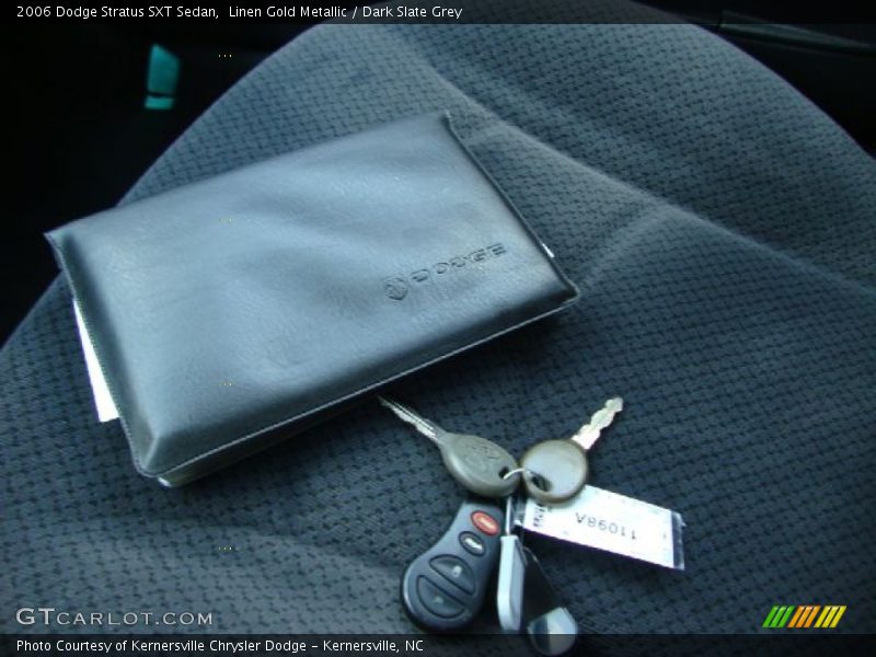 Linen Gold Metallic / Dark Slate Grey 2006 Dodge Stratus SXT Sedan