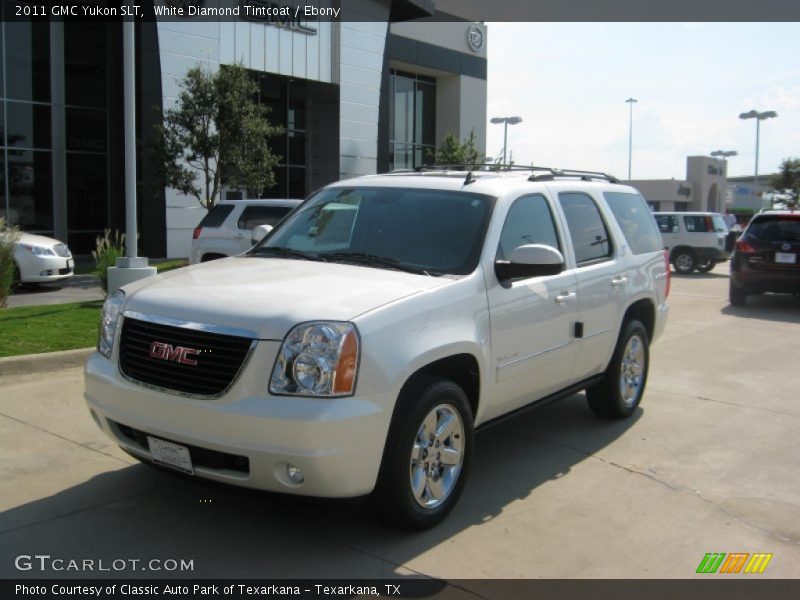 White Diamond Tintcoat / Ebony 2011 GMC Yukon SLT