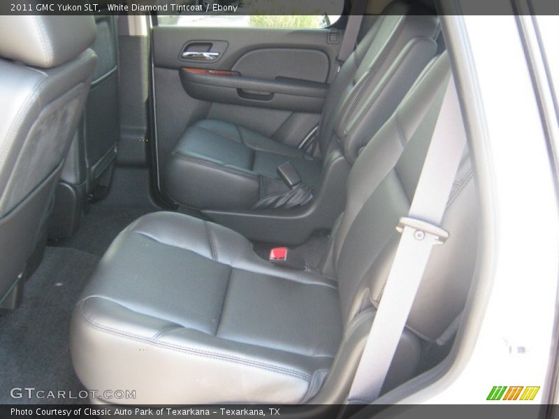 White Diamond Tintcoat / Ebony 2011 GMC Yukon SLT