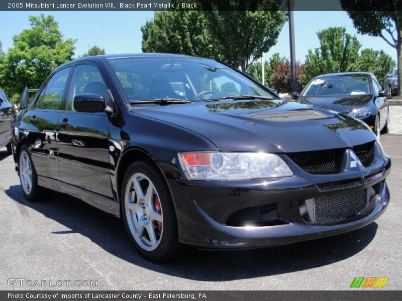 Front 3/4 View of 2005 Lancer Evolution VIII