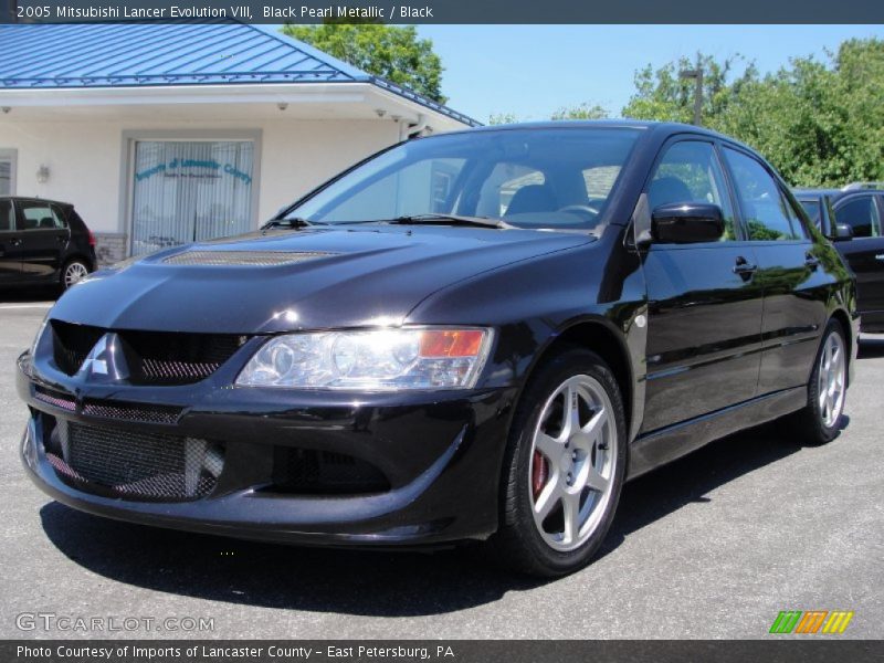 Front 3/4 View of 2005 Lancer Evolution VIII