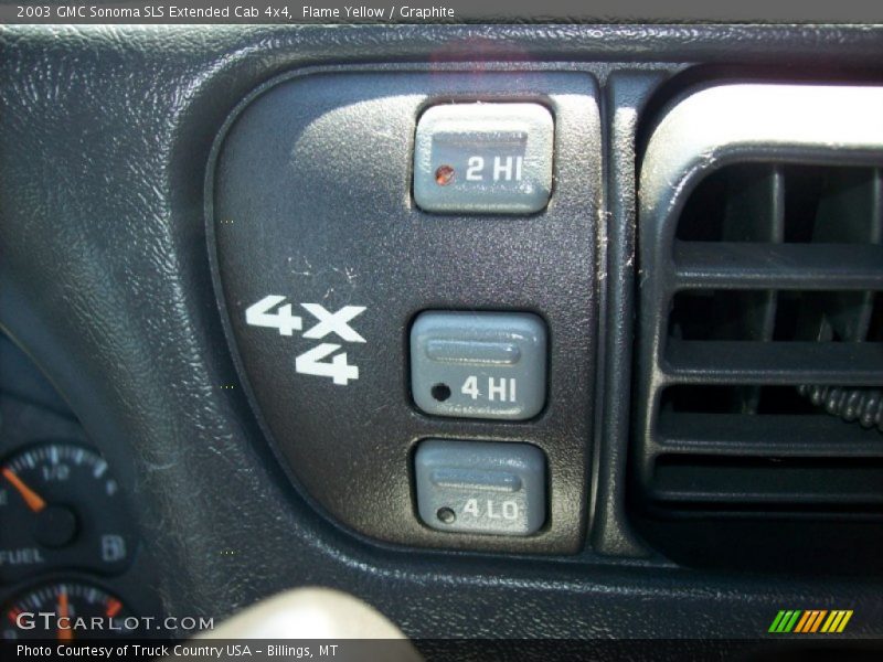 Flame Yellow / Graphite 2003 GMC Sonoma SLS Extended Cab 4x4