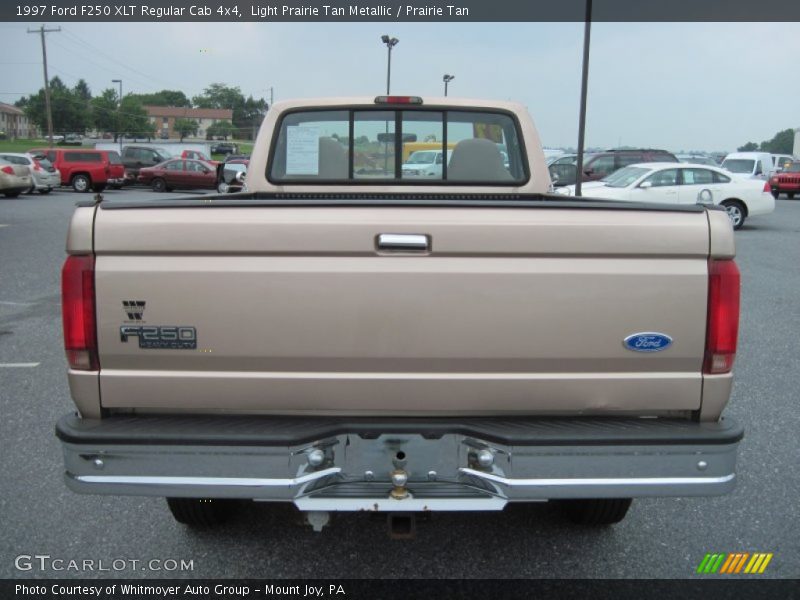 Light Prairie Tan Metallic / Prairie Tan 1997 Ford F250 XLT Regular Cab 4x4