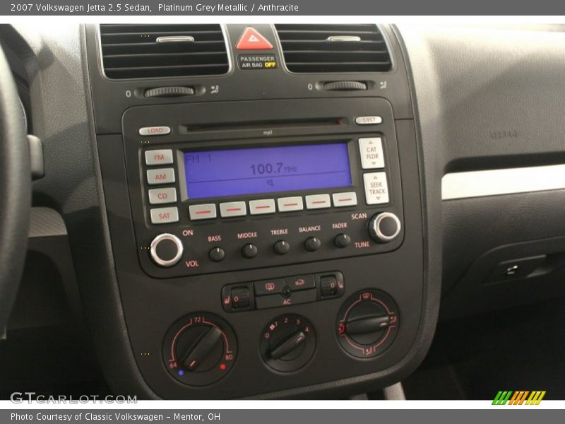 Platinum Grey Metallic / Anthracite 2007 Volkswagen Jetta 2.5 Sedan