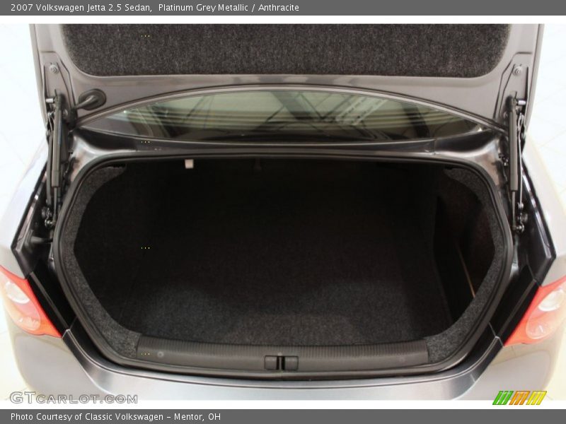 Platinum Grey Metallic / Anthracite 2007 Volkswagen Jetta 2.5 Sedan