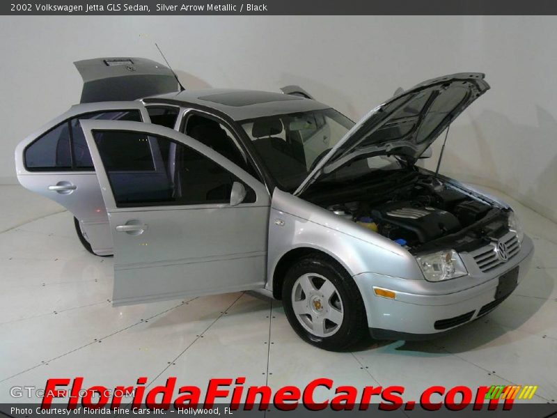 Silver Arrow Metallic / Black 2002 Volkswagen Jetta GLS Sedan