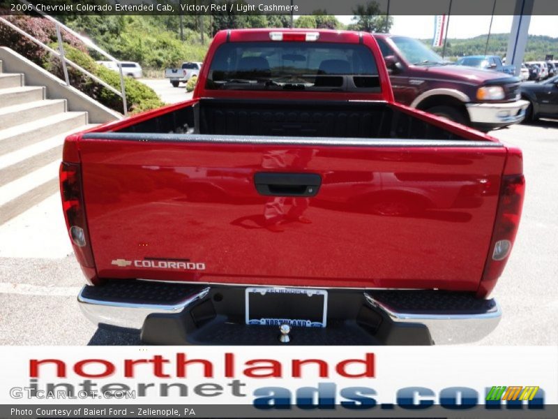 Victory Red / Light Cashmere 2006 Chevrolet Colorado Extended Cab