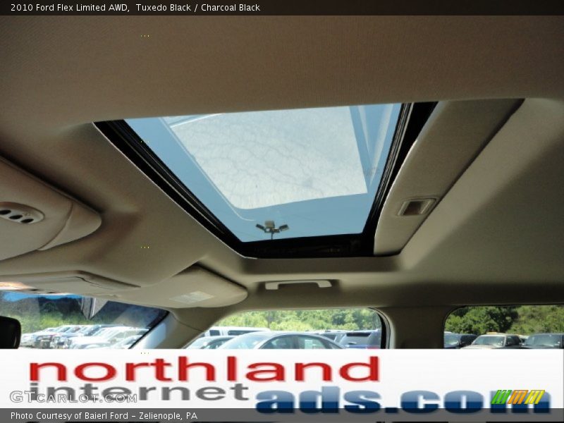 Tuxedo Black / Charcoal Black 2010 Ford Flex Limited AWD