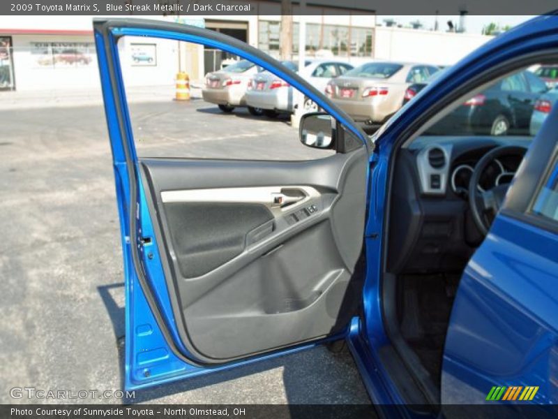 Blue Streak Metallic / Dark Charcoal 2009 Toyota Matrix S