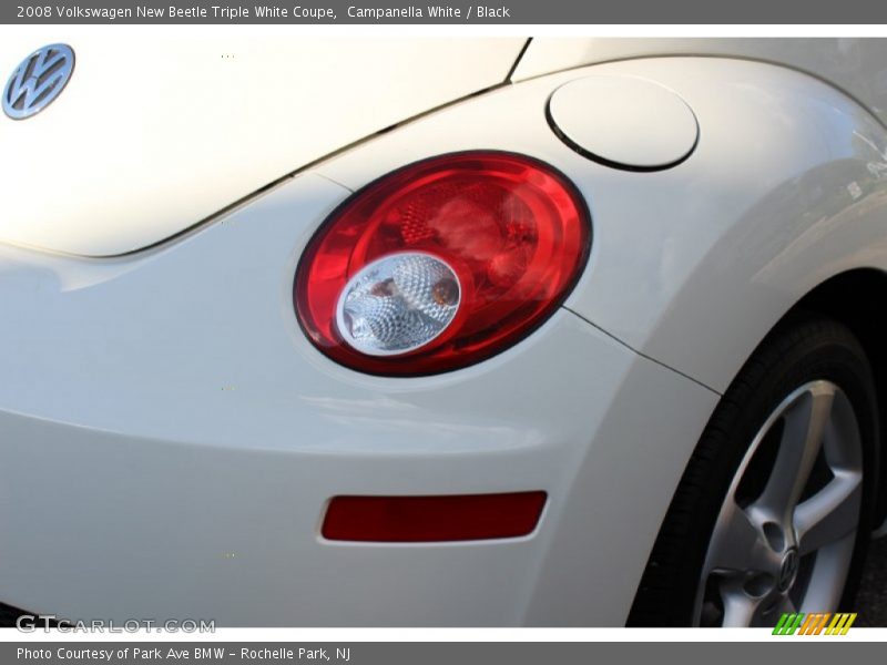 Campanella White / Black 2008 Volkswagen New Beetle Triple White Coupe