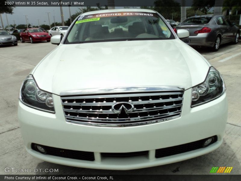 Ivory Pearl / Wheat 2007 Infiniti M 35 Sedan