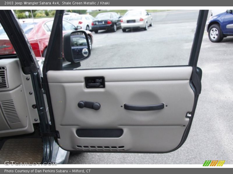 Door Panel of 2003 Wrangler Sahara 4x4