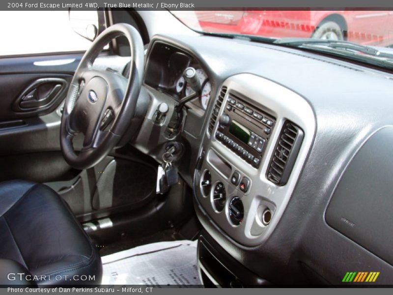 True Blue Metallic / Ebony Black 2004 Ford Escape Limited 4WD