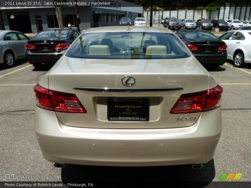 Satin Cashmere Metallic / Parchment 2011 Lexus ES 350