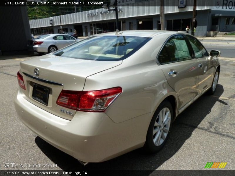 Satin Cashmere Metallic / Parchment 2011 Lexus ES 350