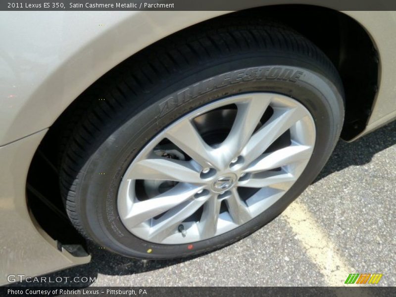 Satin Cashmere Metallic / Parchment 2011 Lexus ES 350
