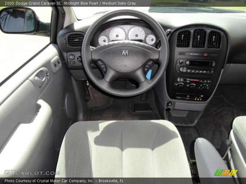 Midnight Blue Pearl / Medium Slate Gray 2005 Dodge Grand Caravan SE