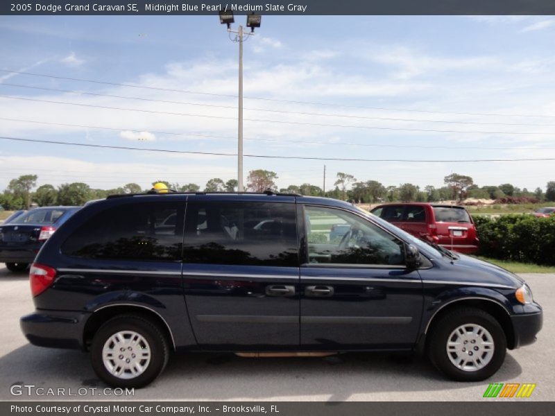 Midnight Blue Pearl / Medium Slate Gray 2005 Dodge Grand Caravan SE