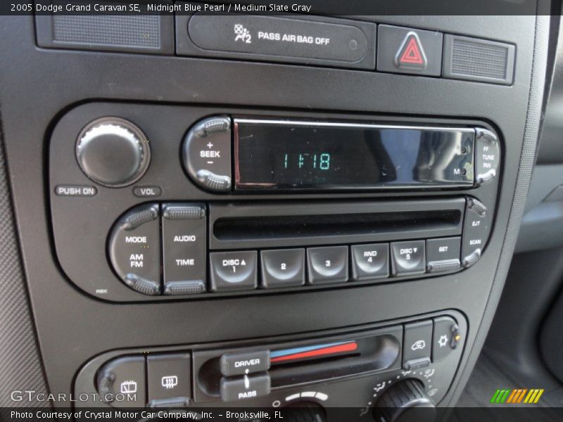 Midnight Blue Pearl / Medium Slate Gray 2005 Dodge Grand Caravan SE
