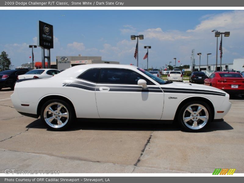 Stone White / Dark Slate Gray 2009 Dodge Challenger R/T Classic