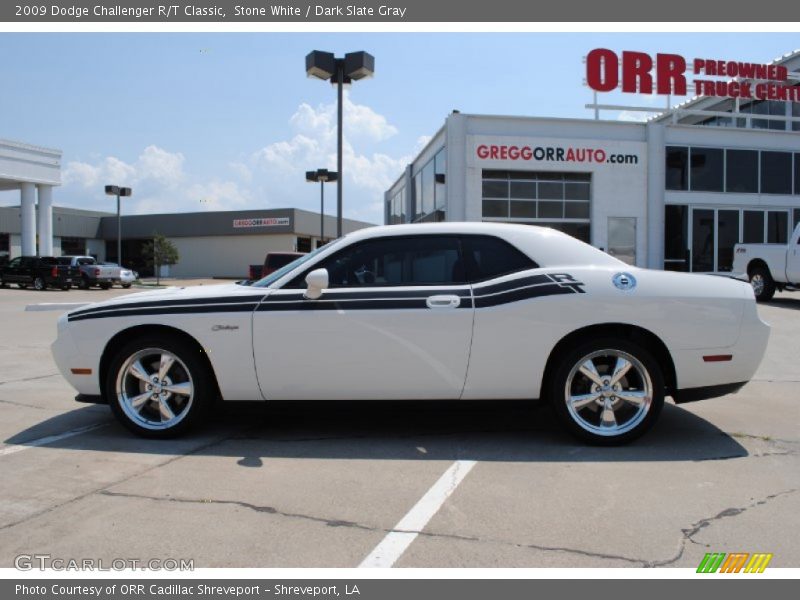 Stone White / Dark Slate Gray 2009 Dodge Challenger R/T Classic
