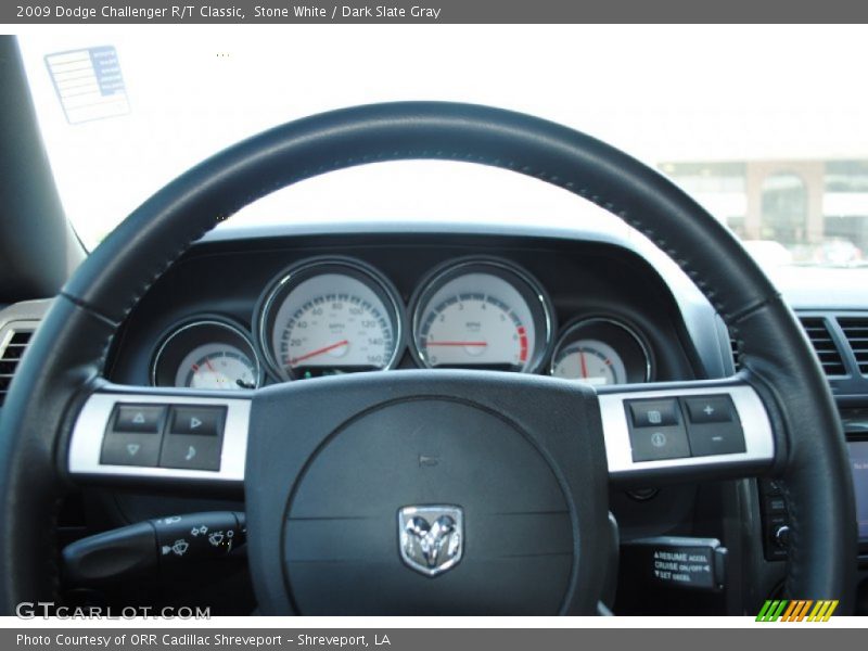 Stone White / Dark Slate Gray 2009 Dodge Challenger R/T Classic